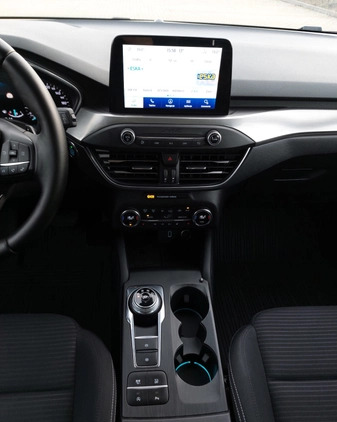 Ford Focus cena 55800 przebieg: 149000, rok produkcji 2019 z Legionowo małe 254